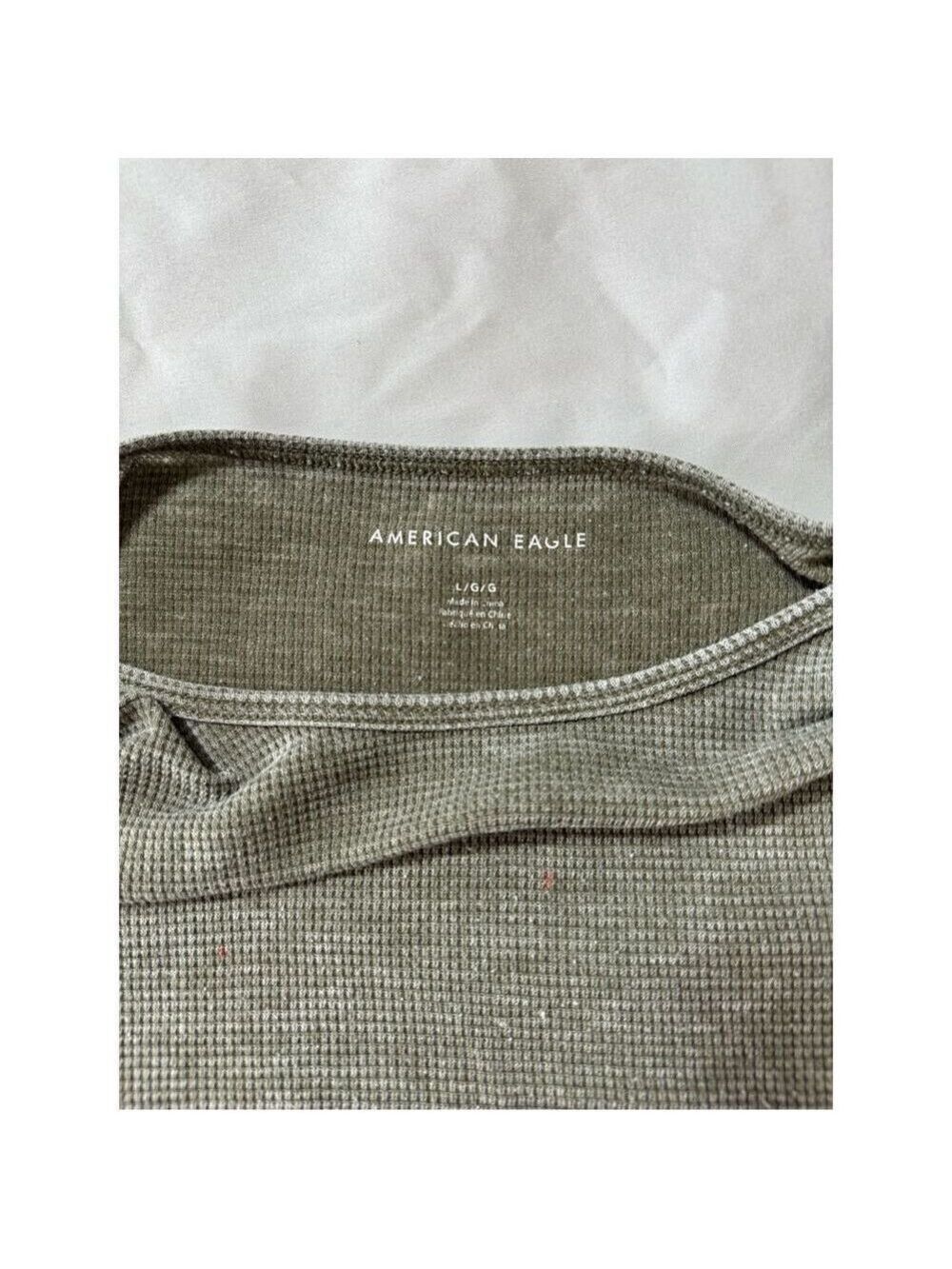 American Eagle Top - Picture 3 of 3